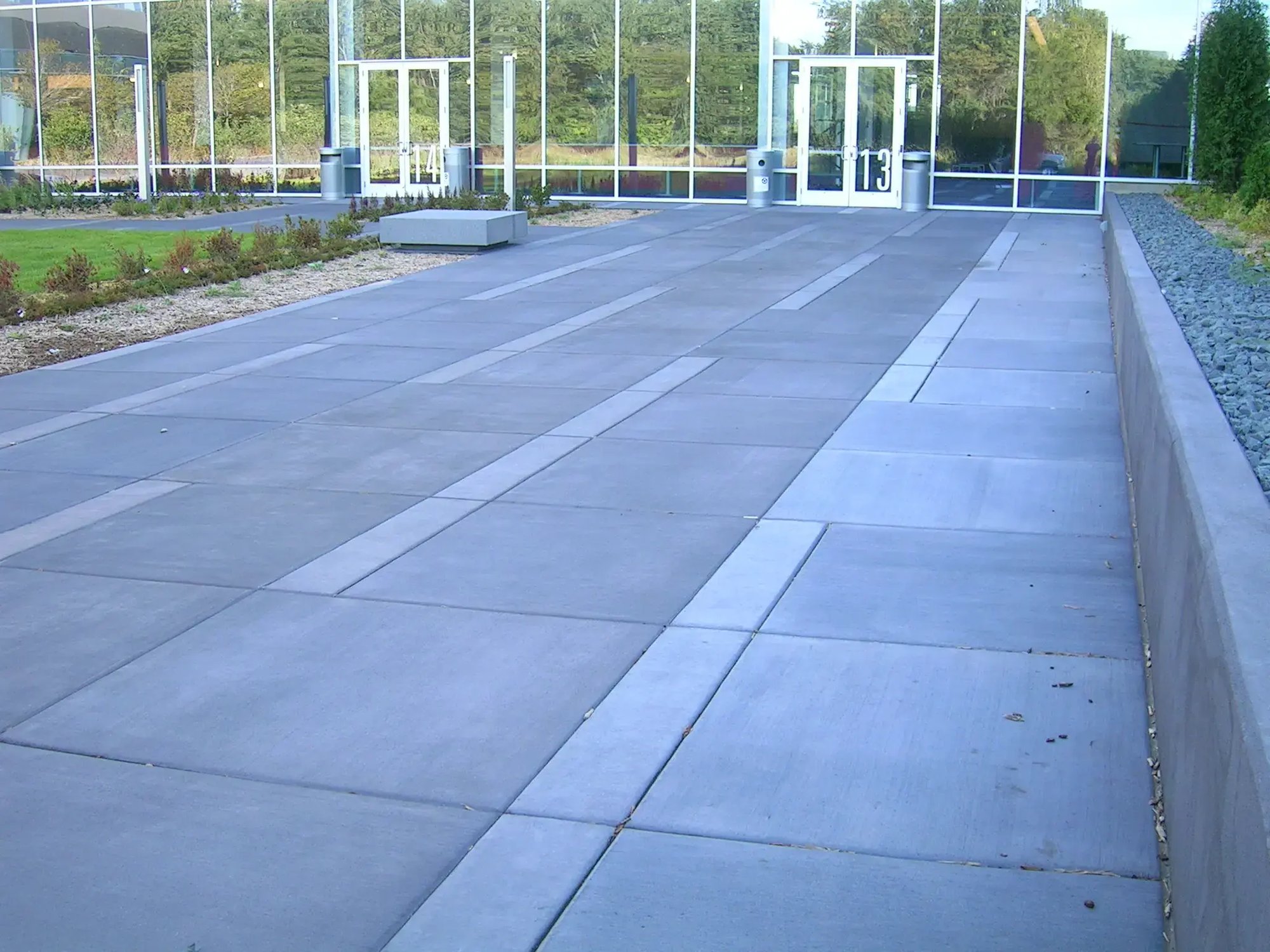 Fiber reinforced concrete